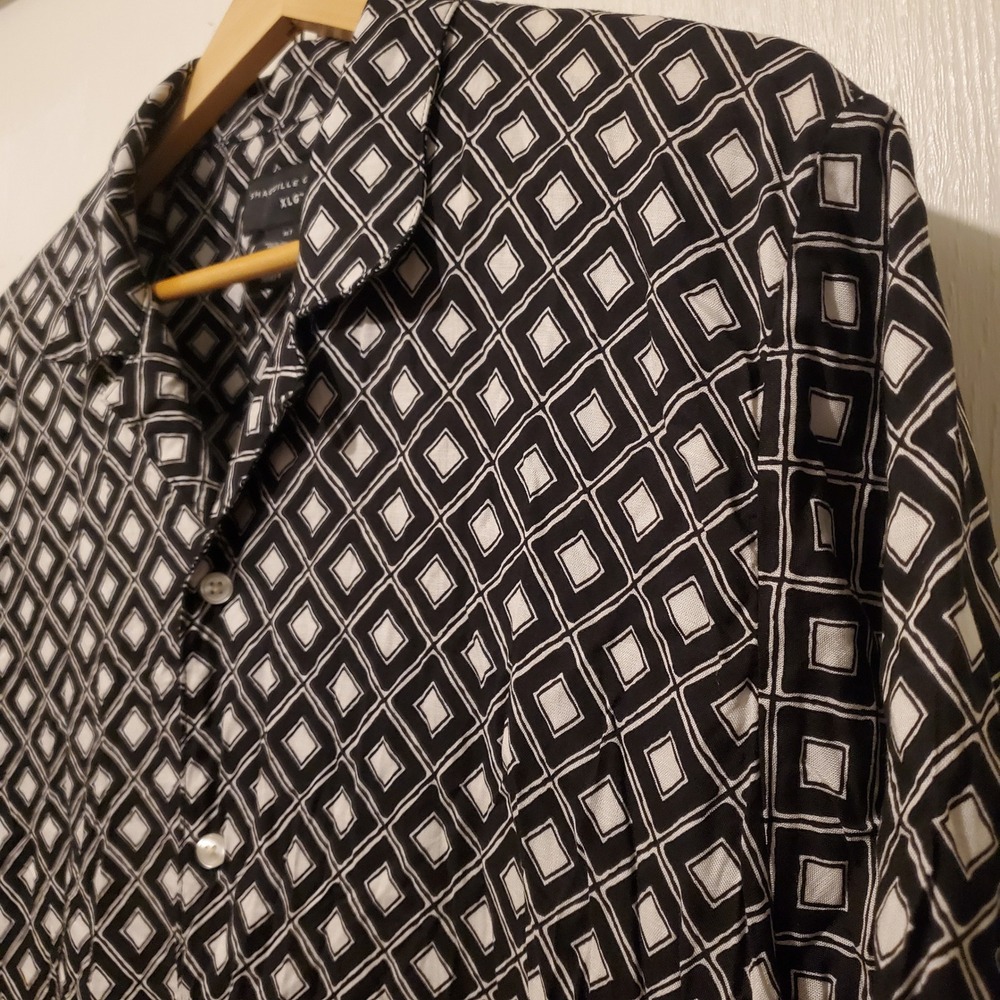 Shaquille O'Neal XLG Mens XLT Black White Geo Print Rayon Button Down Shirt NWT